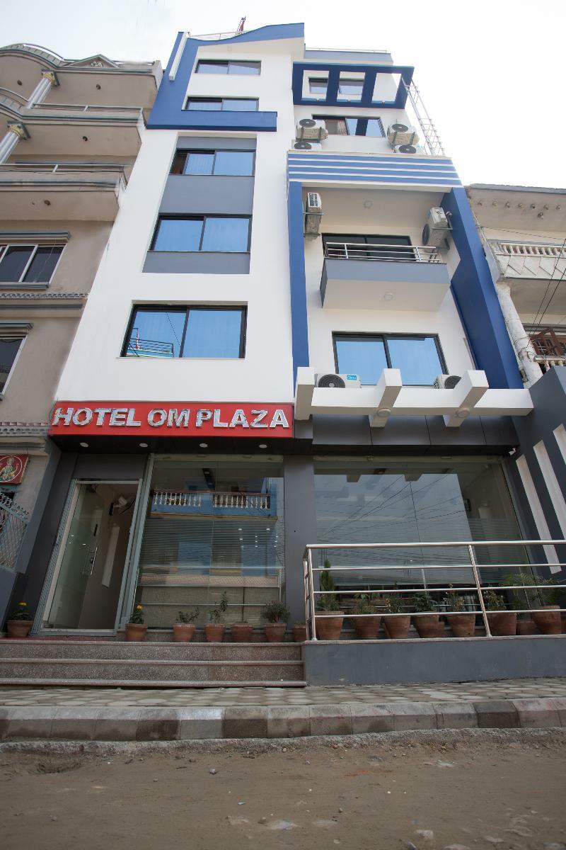 Oyo 136 Hotel Om Plaza Catmandu Exterior foto
